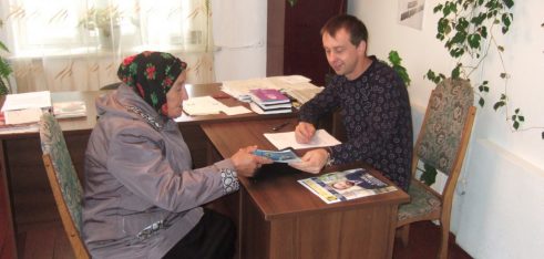 Ближче до людей: працівники бюро правової допомоги надають юридичні консультації у віддалених селах районів