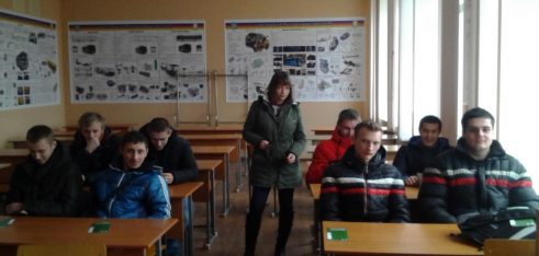 Працівники Коростенського МЦ зустрілись з учнями Коростенського технічного коледжу в рамках Всеукраїнського тижня права