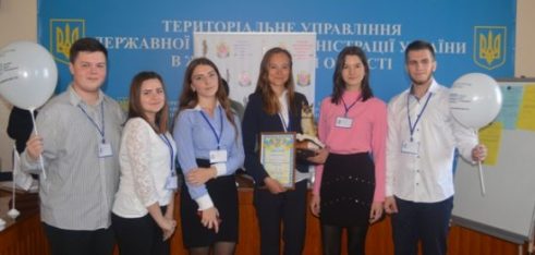 У Житомирі визначили переможців правового турніру серед студентських команд