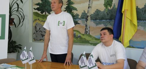 Начальник ГТУЮ у Житомирській області та директор Регіонального центру з надання БВПД консультували громадян з питань рейдерських захоплень земель