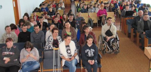 Працівники Регіонального центру провели правоосвітницьку лекцію для студентів училища інтернату