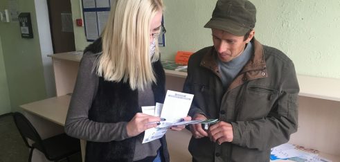 У Новоград-Волинському місцевому центрі проконсультували учасника АТО щодо пільг на комунальні послуги