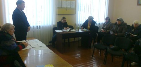 Працівники Новоград-Волинського місцевого центру та бюро проводять семінари для секретарів сільських рад та працівників Національної поліції