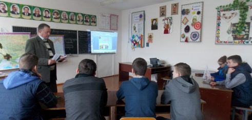 Правопросвітницькі лекції у навчальних закладах – можливість сповістити якомога більше молоді про безоплатну правову допомогу