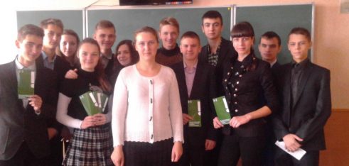 Співробітники Коростенського МЦ зустрілись з учнями 8-11 класів Коростенської ЗОШ № 9, Коростенського колегіума № 10 та Коростенської міської гімназії № 7