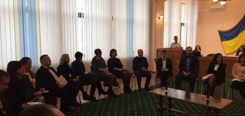 21.04.17 відбулося перше засідання Харківського правового клубу