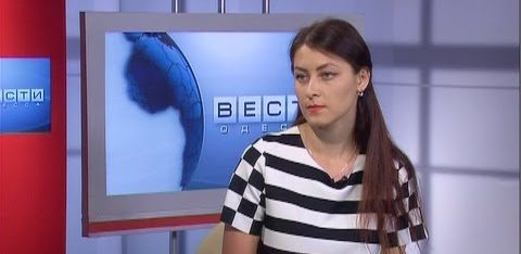 В центрах надання безоплатної вторинної правової допомоги соціально незахищені верстви населення можуть отримати послуги адвоката для захисту своїх прав у суді. Але чи завжди треба звертатися до суду? Як перевірити своє право на адвоката за рахунок держави?