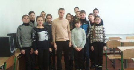 Школярі Чутівщини пройшли правовий лабіринт під назвою «Подорож країнами Закону»