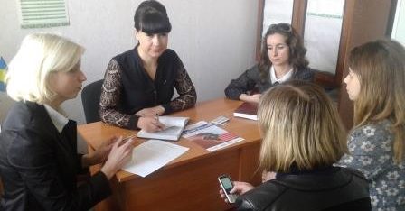 Внутрішньо переміщені особи Великобагачанського району отримали правову допомогу