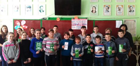 Фахівці Тиврівського бюро правової допомоги розповіли школярам про булінг