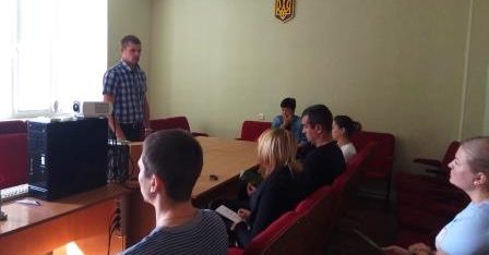 Працівники Лубенського місцевого центру розповіли громадянам як отримати безоплатну правову допомогу