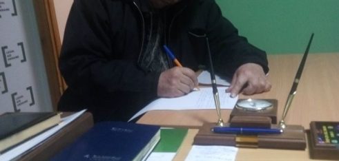 У Слобожанському бюро правової допомоги проконсультували  громадянина із особливими фізичними потребами