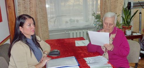 Інтегратори Шосткинського місцевого центру прочитали  лекцію для представників громадської організації «Діти Великої Вітчизняної Війни»