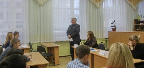 Працівники Конотопського місцевого центру підтримали акцію «16 днів проти насильства»