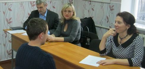 07 грудня 2015 року начальник відділу взаємодії з суб’єктами з надання безоплатної первинної правової допомоги Наталія Шестерніна взяла участь у захисті матеріалів виробничої практики студентами III курсу Сумської філії Харківського національного універси