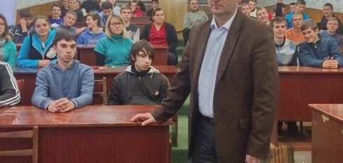 Навчання учнів та педагогів фахівцями Охтирського місцевого центру