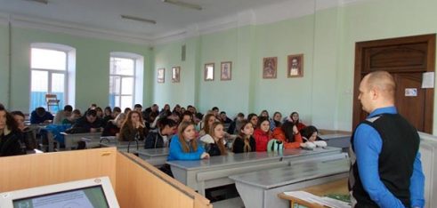 Про систему безоплатної правової допомоги говорили у студентських аудиторіях на Кіровоградщині