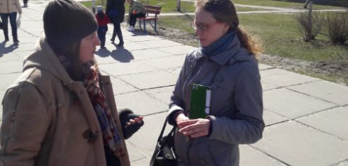 Третій київський місцевий центр консультує громадян Дарницького району