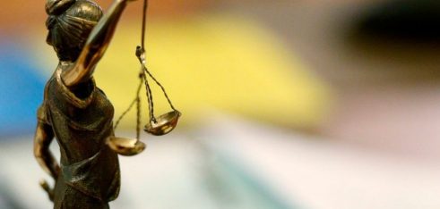 У Покровському бюро правової допомоги допомогли встановити факт народження дитини на тимчасово окупованій території України