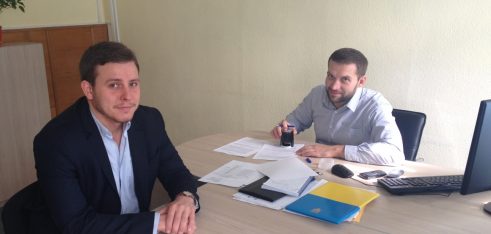 Третім київським місцевим центром проведено зустріч з представником ТОВ “Київський центр права”