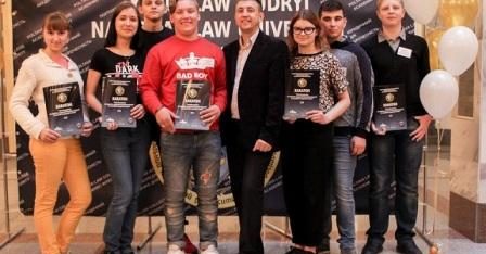 Хакатон «Чистий диплом: як сприяти академічній доброчесності та запобігти корупції в освіті»