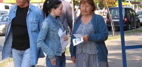 “Вуличне” інформування громадян про БВПД та місцеві центри командою Четвертого київського місцевого центру