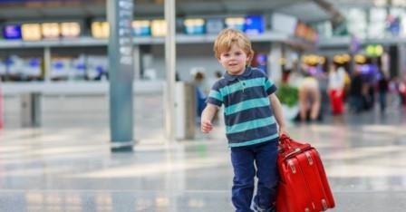 Виїзд дитини за кордон: роз’яснення фахівців  Шишацького бюро правової допомоги