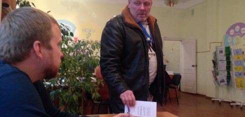 Щодо механізму стягнення невиплаченої заробітної плати консультують у Кам’янському місцевому центрі з надання БВПД