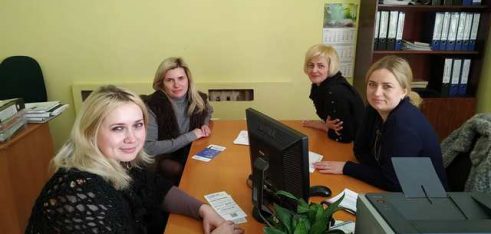 Державним службовцям розповіли про порядок та строки подання  електронної декларації