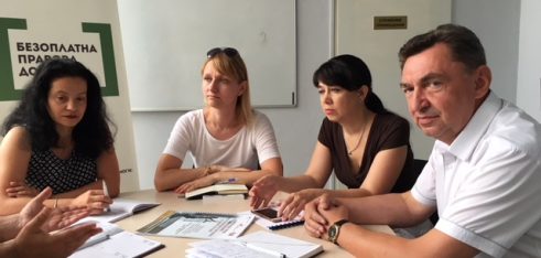 Закарпатським ВПО допоможуть у вирішення правових питань