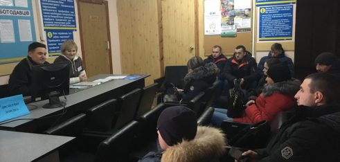 Правовий рейд Синельниківським районом організували фахівці бюро