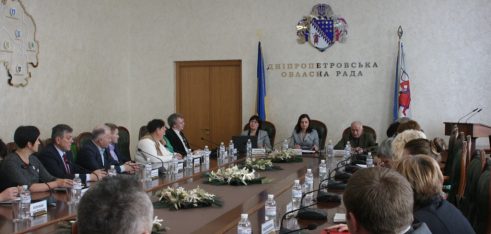 У Дніпрі обговорили перспективи співпраці системи безоплатної правової допомоги з об’єднаними територіальними громадами