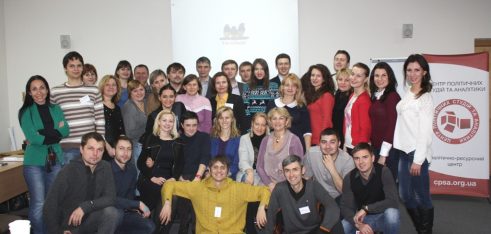 Працівники місцевих центрів з надання БВПД Дніпропетровської області взяли участь у семінарі «Громадська організація як інструмент антикорупційного громадського контролю на місцевому рівні»