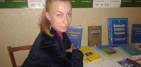 Як захистити право на догляд для літніх людей?