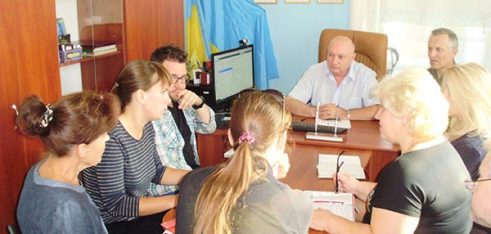 В Олександрії обговорили питання  соціального захисту та працевлаштування внутрішньо переміщених осіб