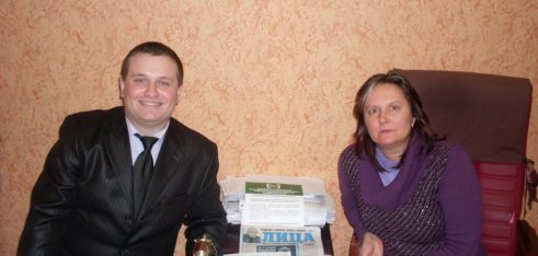 Фахівці Третього дніпропетровського центру з надання БВПД консультують з приводу змін у законодавстві стосовно перереєстрації ГО