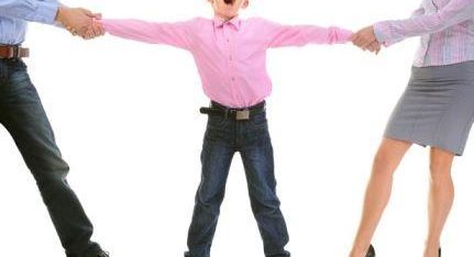 Клієнтці бюро допомогли в питанні розірвання шлюбу та визначення місця проживання дитини