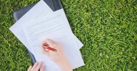 Що таке договір міни? Чи можливо проводити договором міни земельні ділянки? Консультують фахівці Карлівського бюро правової допомоги