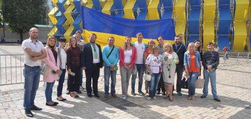 Флешмоб присвячений Дню Державного прапора