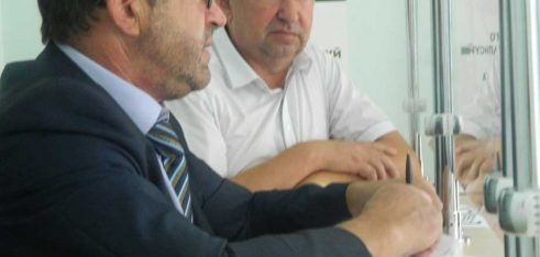 Народний депутат ознайомився з роботою Регіонального та місцевого центрів в Ужгороді