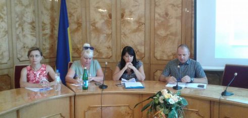Про забезпечення та реалізацію рівних прав, можливостей жінок і чоловіків говорили в Ужгороді