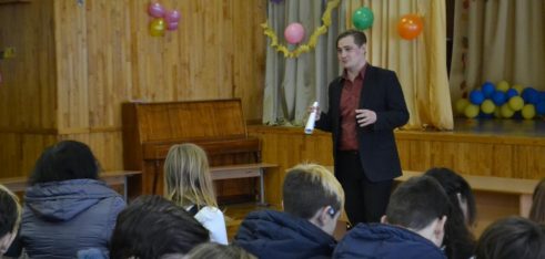 Працівники Третього місцевого центру провели відкритий урок для школярів