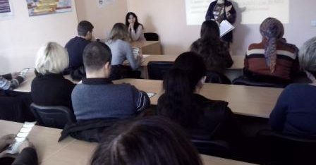 Другий полтавський місцевий центр з надання БВПД  взяв участь в семінарі для внутрішньо переміщених осіб