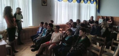 Лекція для підлітків в Центрі соціалізації та реабілітації