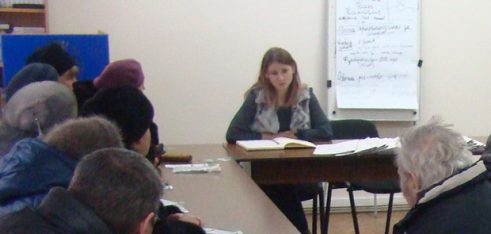 В Ромнах для  людей з обмежиними фізичними можливостями проведено семінар з правових питань