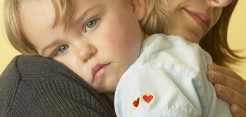 Соціальна допомога одиноким матерям: консультація фахівця