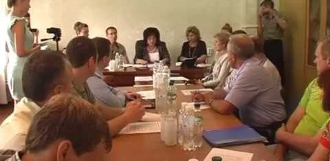 Круглий стіл щодо відкриття Ізюмського МЦ з надання БВПД