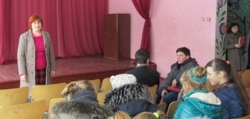 У Рябинівській загальноосвітній школі обговорювали права та обов’язки дитини в цивільних правовідносинах