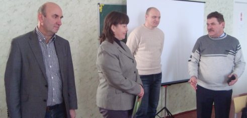 У Комишанській школі обговорювали відповідальність батьків та насильство в сім’ї