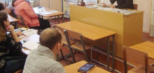 Про адміністративні стягнення говорили в автошколі у Охтирці